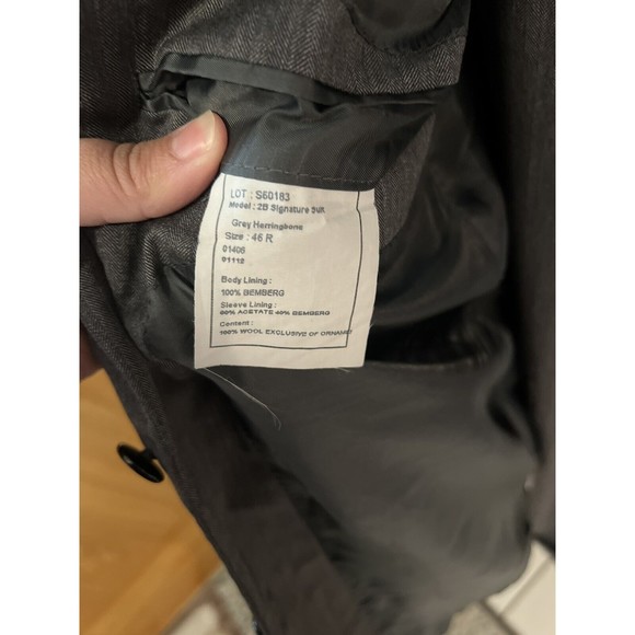 Jos. A. Bank Mens Gray Pleated 2pc Suit 46R Jacket 41 Pant - Picture 3 of 7